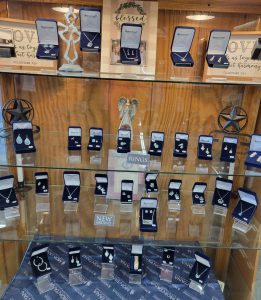 Lochte winter jewelry